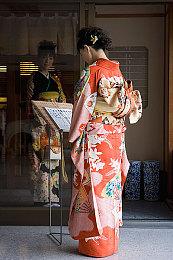 拳头公司成立西雅图工作室 主要负责维护《无畏契约》